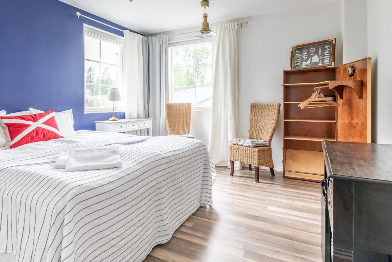 Villa Jokivarsi Bed & Breakfast Вантаа Экстерьер фото