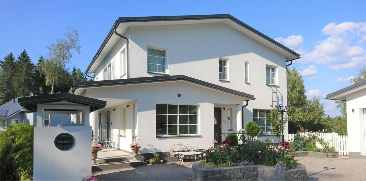 Villa Jokivarsi Bed & Breakfast Вантаа Экстерьер фото